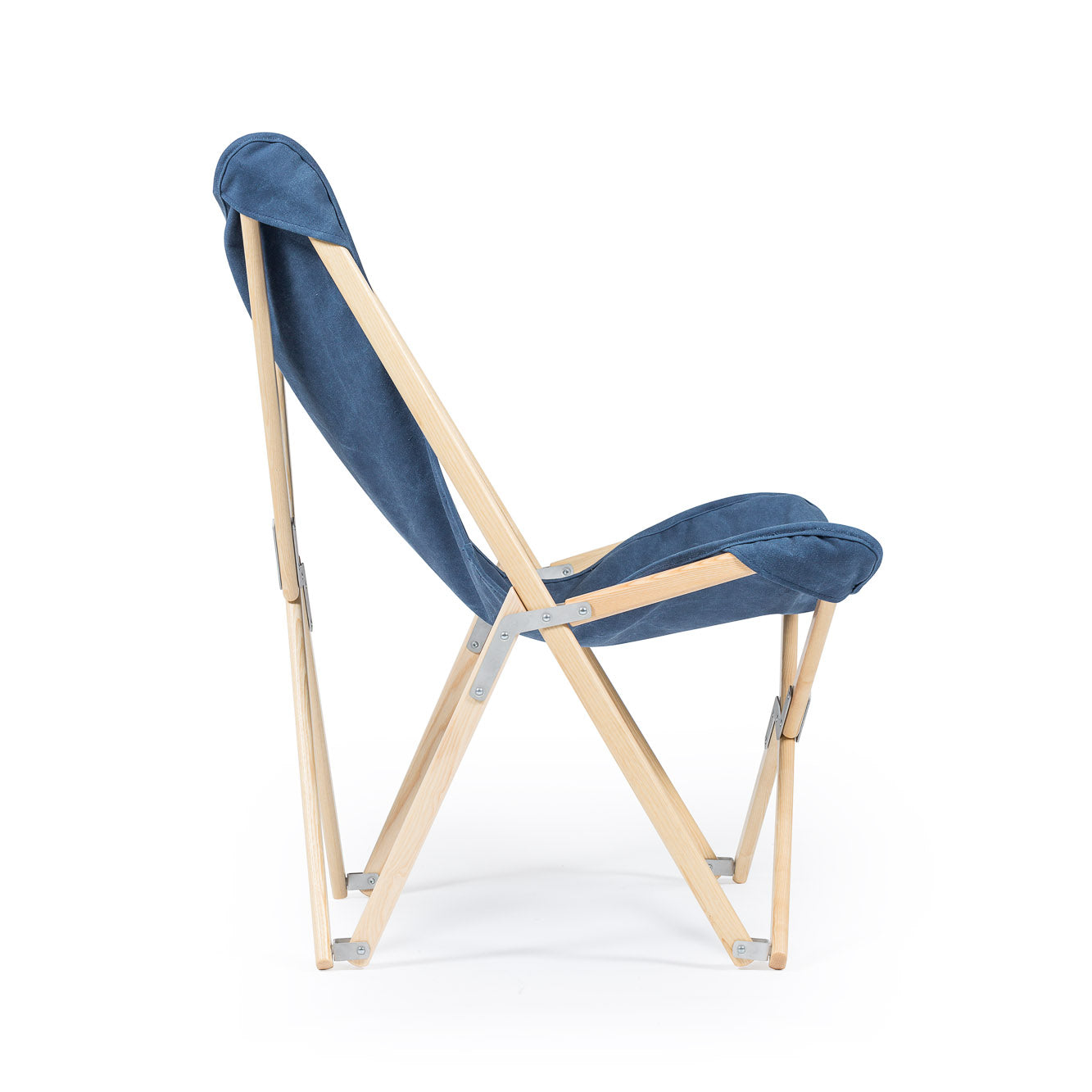 Telami Tripolina is a made in Italy design chair. Telami Tripolina is the original chair. Tripolina Blue Jeans is the design legend folding chair and patio chair for outdoor furniture