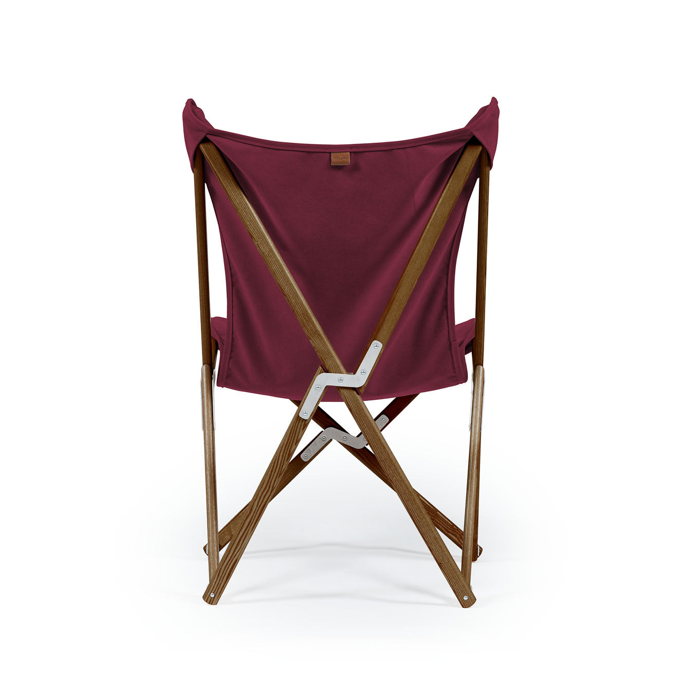 Telami Tripolina is a made in Italy design chair. Tripolina is an iconic armchair suitable for both outdoor furniture, as patio chairs, and indoor, as chaise lounge. Discover the Italian brand Telami