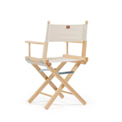 La leggendaria sedia da Regista nel colore Ecru classico, con tessuto in cotone naturale con telaio chiaro.