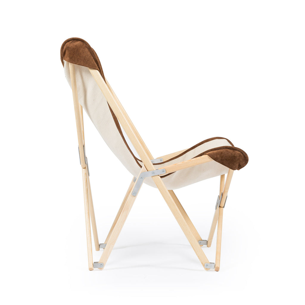 Telami Tripolina is a made in Italy design chair. Telami Tripolina is the original chair. Tripolina Ecru and suede is the iconic armchair, the design legend folding chair and patio chair for outdoor furniture