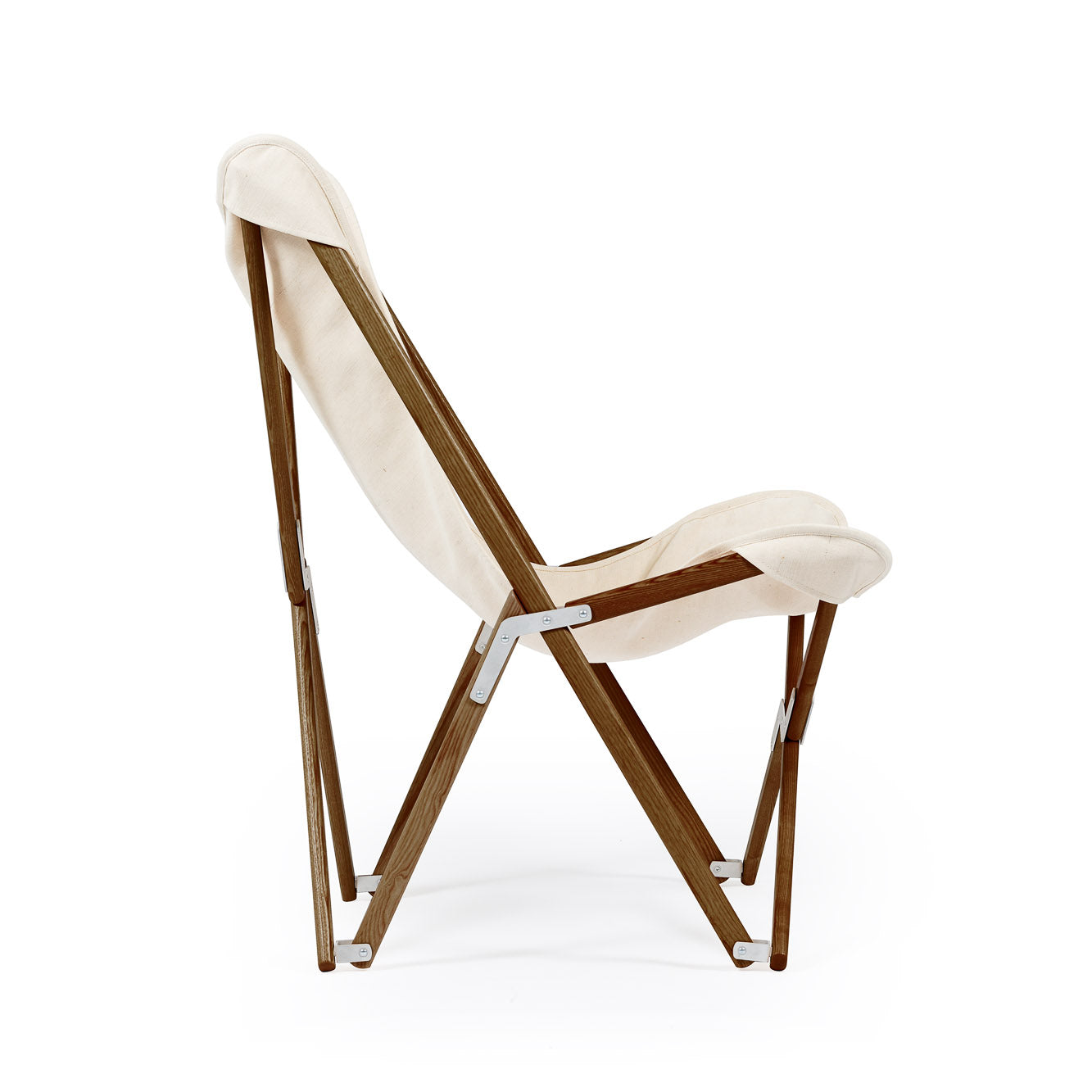 Telami Tripolina is a made in Italy design chair. Telami Tripolina is the original chair. Tripolina Ecru is the iconic armchair, the design legend folding chair and patio chair for outdoor furniture
